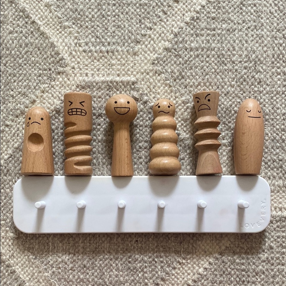 Lovevery Wooden Emotion Dolls